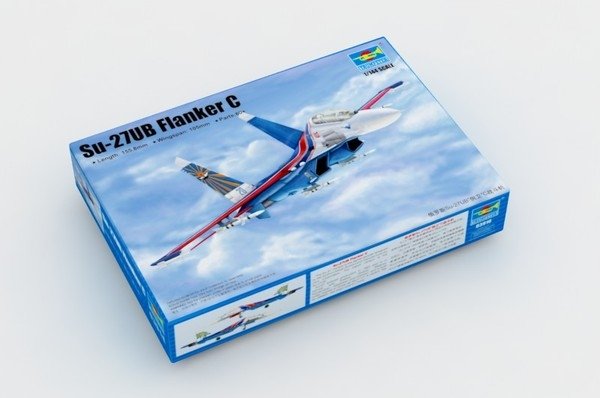 Trumpeter 03916 Russian Su-27UB Flanker C 1/144 – zdjęcie 2