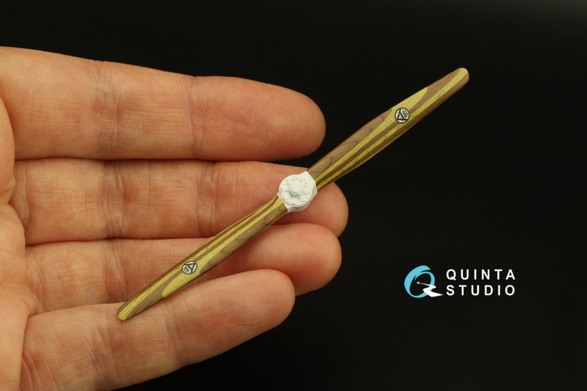 Quinta Studio QL32007 Wooden Propellers Axial (Roden) 1/32 – image 4