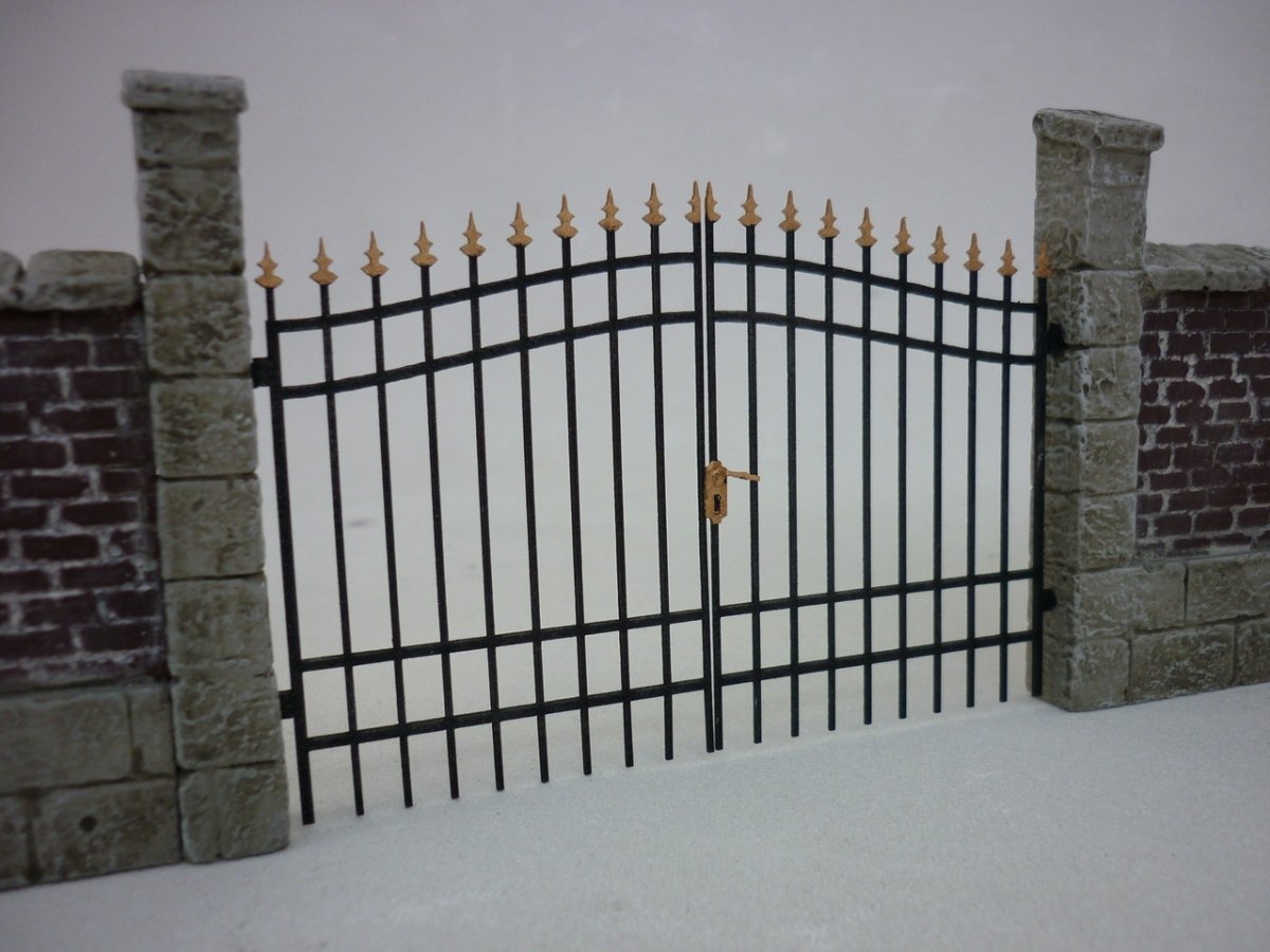 RT-Diorama 35230 Wrought iron fence with Brickwall 1/35 – zdjęcie 5