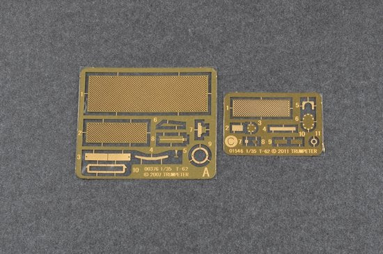 Trumpeter 01550 Russian T-62 Mod.1975 With KMT-6 Mine Plow 1/35 – image 5