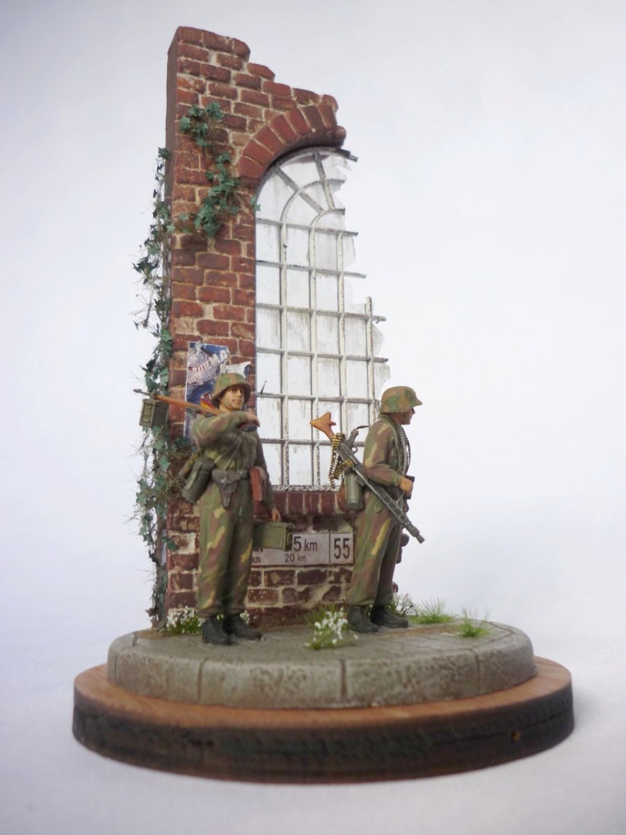 RT-Diorama 35294 Figures-Base 1/35 – image 6