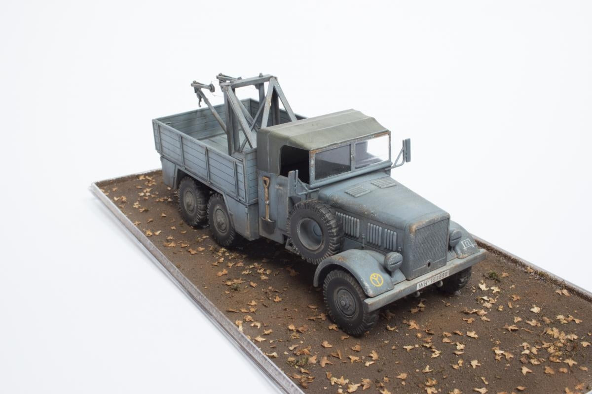 IBG 35006 Einheitsdiesel with Bilstein recovery crane 1/35 – zdjęcie 2