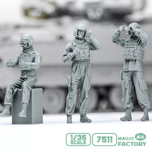 Magic Factory 7511 Modern US Army Combat Vehicle Crew Set (2020s) 1/35 – image 2
