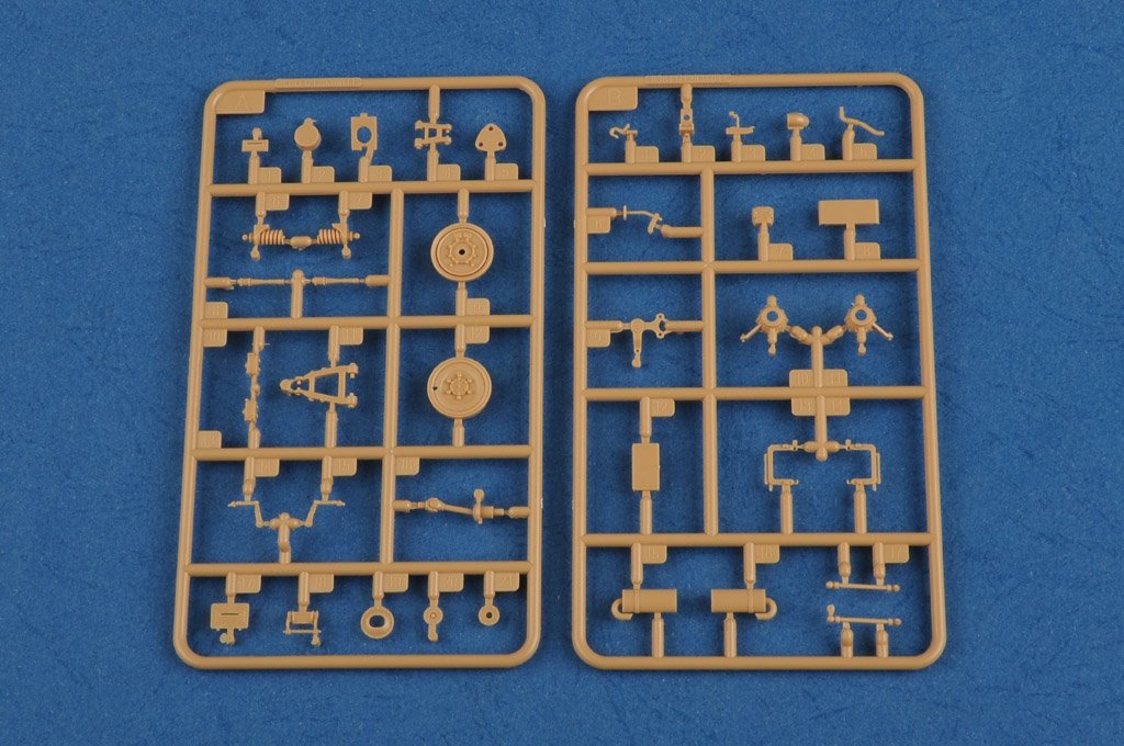 Hobby Boss 83812 German Sd.Kfz.221 Leichter Panzerspahwagen (3rd Series) – image 6