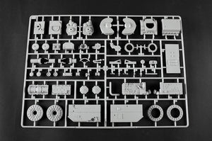 Trumpeter 00948 German Tiger II Heavy Tank - Porsche Turret Early Production 1/16 – zdjęcie 44