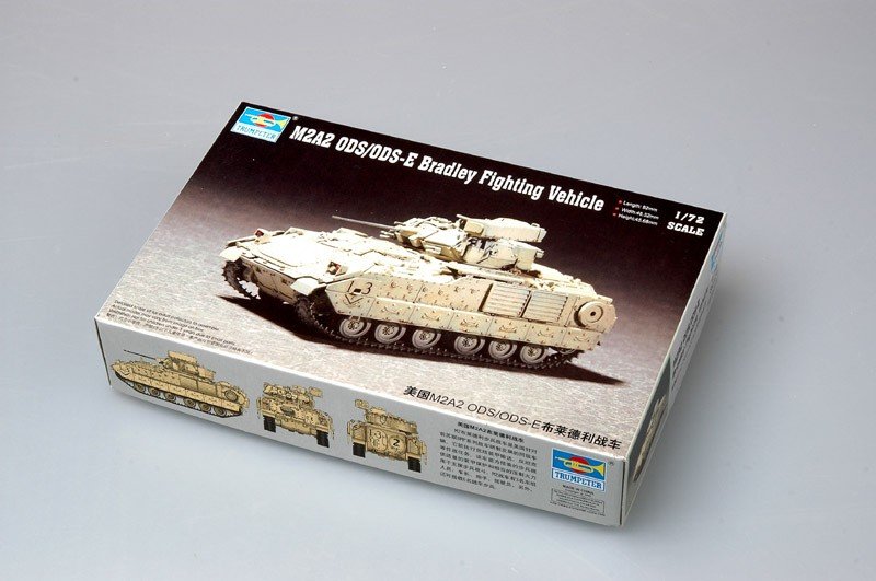 Trumpeter 07297 M2A2 ODS/ODS-E Bradley Fighting Vehicle 1/72 – zdjęcie 2