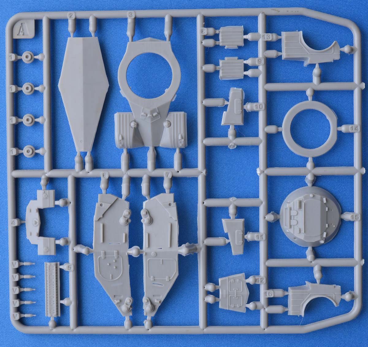 ACE 72455 AML-60 Mortar Carrier (4x4) 1/72 – image 3