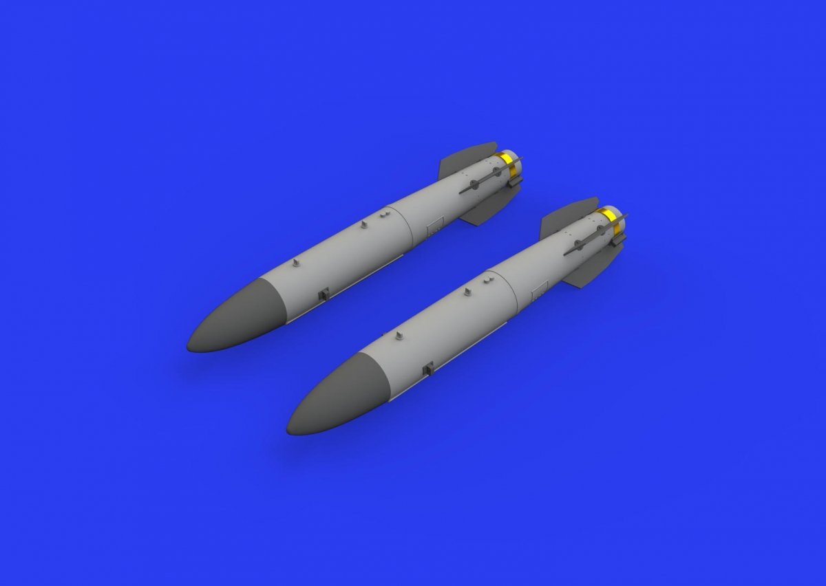 Eduard 648459 B43-0 Nuclear Weapon w/ SC43-3/ -6 tail assembly 1/48