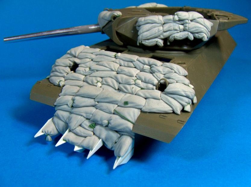 Panzer Art RE35-175 “Heavy” sand armor for M10 “Wolverine” tank destroyer 1/35 – image 3
