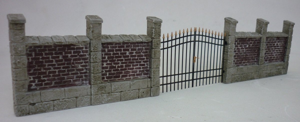 RT-Diorama 35230 Wrought iron fence with Brickwall 1/35 – zdjęcie 3