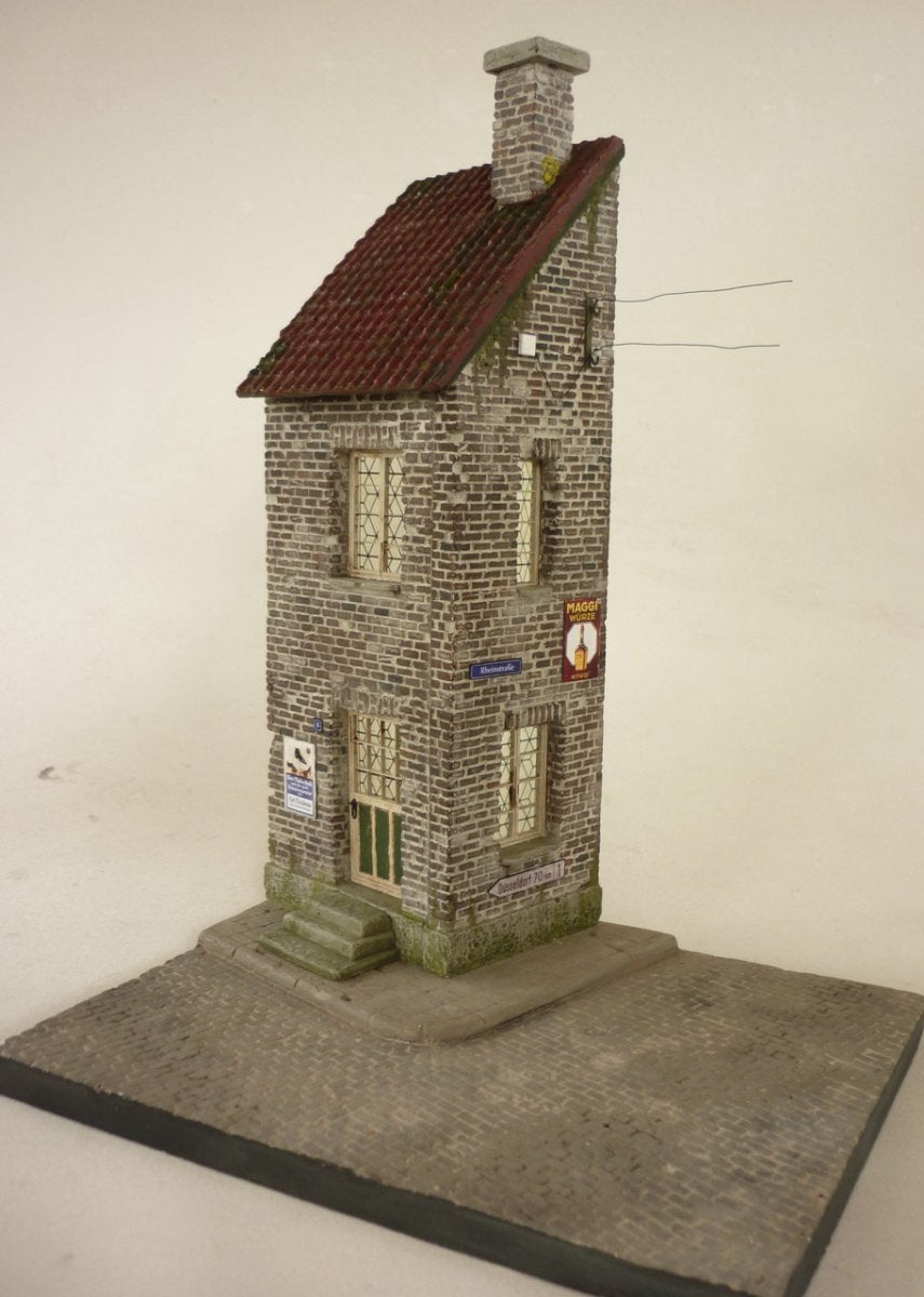 RT-Diorama 35254 Diorama-Base: European Corner Building 1/35 – zdjęcie 4
