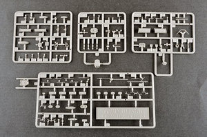 Trumpeter 06734 HMS Cornwall 1/700 – image 5