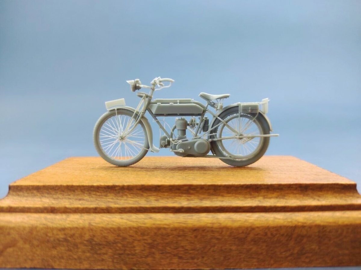 Copper State Models B32-001 Copper State Models B32-001 British Motorcycle Tr.Model H 1/32 – zdjęcie 2