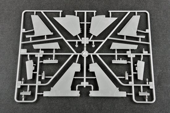 Trumpeter 01652 Russian Su-34 Fullback Fighter-Bomber 1/72 – zdjęcie 10