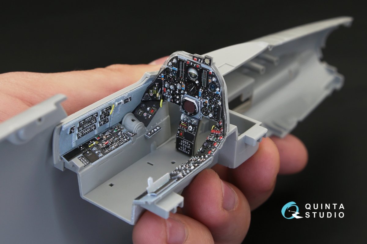 Quinta Studio QD32051 F-105D 3D-Printed &amp;amp; colored Interior on decal paper (for Trumpeter kit) 1/32 – image 9