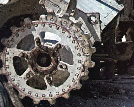 Panzer Art RE35-327 Damage drive wheels for “Panther” tank 1/35 – zdjęcie 3