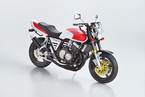 Aoshima 06479 ONDA NC31 CB400 SUPER FOUR &amp;#39;92 with CUSTOM PARTS 1/12 – zdjęcie 2