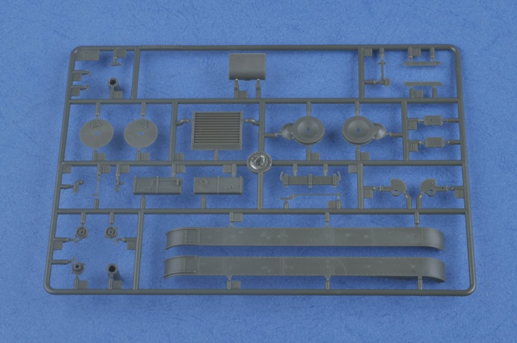 Hobby Boss 82499 Soviet AT-1 Self Propelled Gun 1/35 – image 7