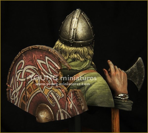 Young Miniatures YH1841 VIKING Warrior 1/10 – image 5