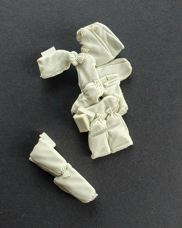 Panzer Art RE35-720 Willys Jeep floor&amp;amp;windscreen sandbags set 1/35