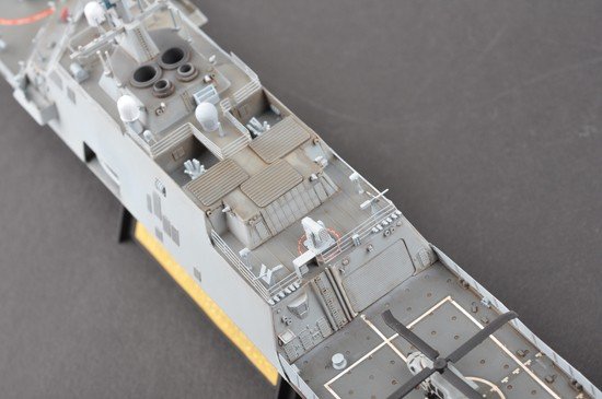 Trumpeter 04553 USS Fort Worth LCS-3 1/350 – zdjęcie 6