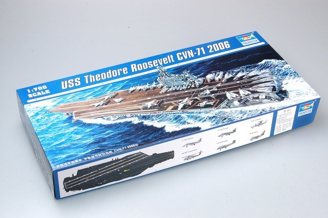 Trumpeter 05754 USS Theodore Roosevelt CVN-71 2006 1/700 – zdjęcie 2