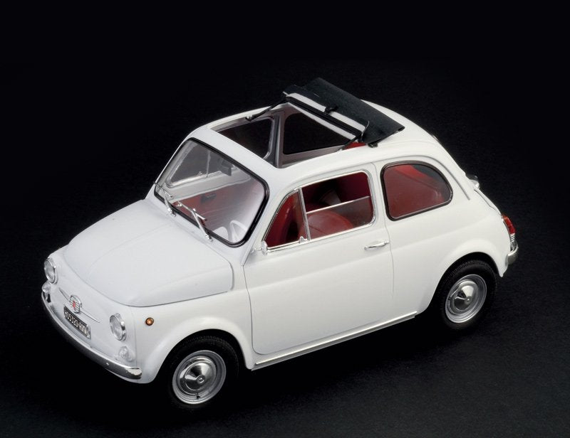 Italeri 4703 FIAT 500F 1968 1/12 – image 4