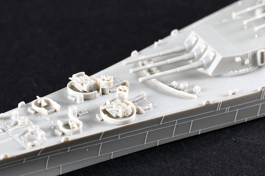 Trumpeter 06749 USS Iowa BB-61 1/700 – zdjęcie 11