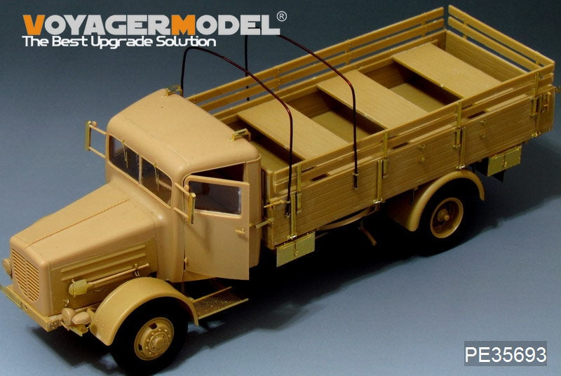 Voyager Model PE35693 WWII German Bussing Nag L4500A 4X4 Cargo Truck For AFV 35270 1/35 – imagen 5