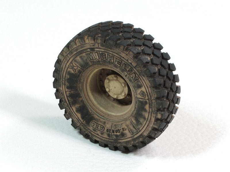 ET Model ER35-043 Modern“Buffale&amp;quot;6X6 MPCV(2004-2006 Production)Weighted Road Wheels For Bronco 35100 1/35 – image 2