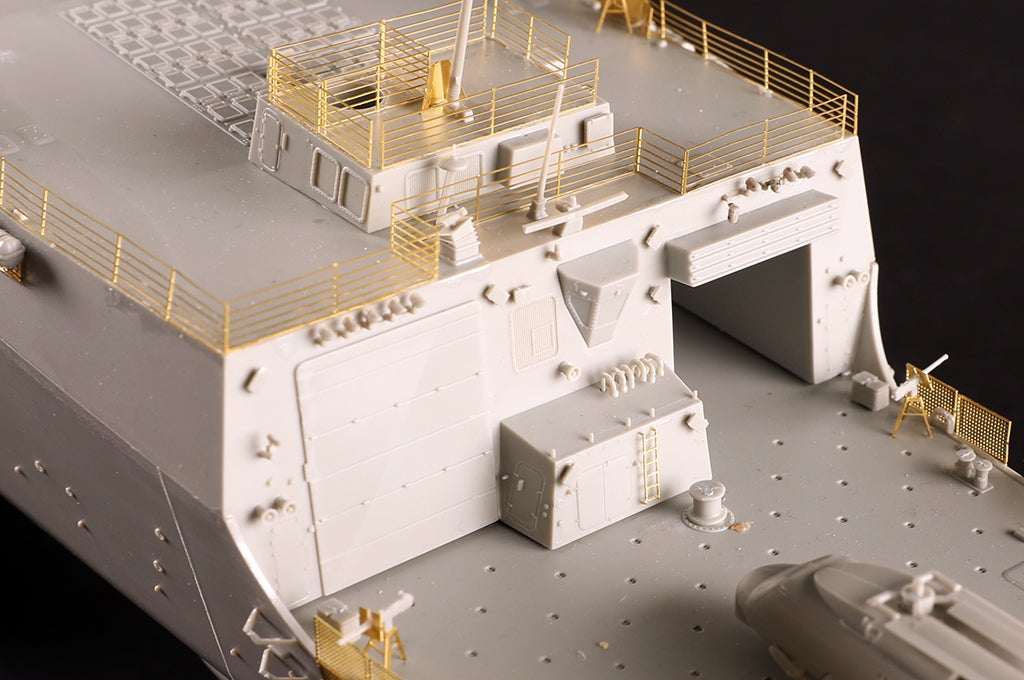 I Love Kit 62010 USS Pinckney DDG-91 1/200 – image 24