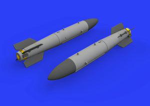 Eduard 672214 B43-0 Nuclear Weapon w/ SC43-4/ -7 tail assembly 1/72 – zdjęcie 2