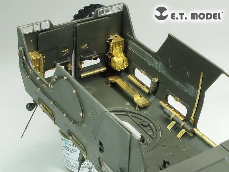 ET Model E35-195 Russian GAZ-233014 STS &amp;quot;TIGER&amp;quot; Interior (For Meng VS-003) (1/35) – image 6