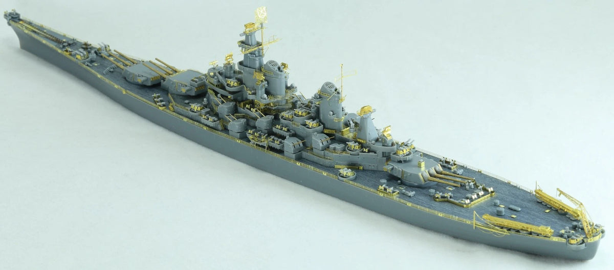 Vee Hobby E57001 USS IOWA BB-61 1944 - Deluxe Edition 1/700 – obrázek 4