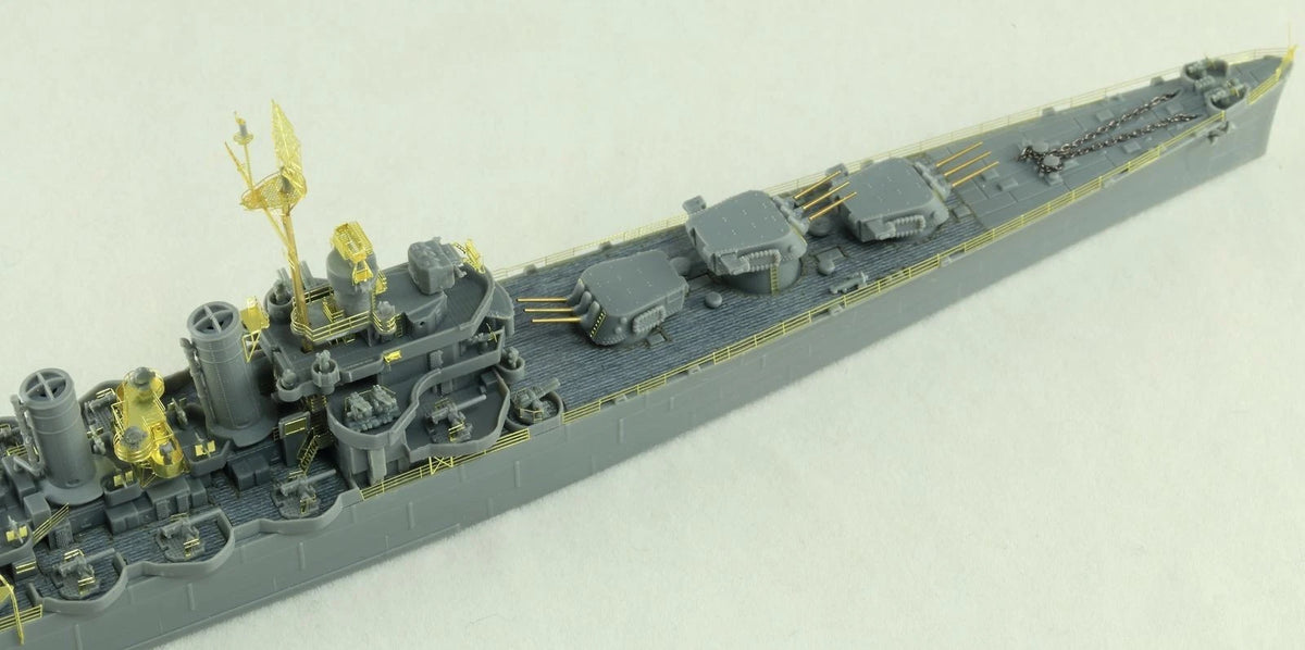 Vee Hobby E57017 USS Phoenix CL-46 1944 - Deluxe Edition 1/700 – zdjęcie 10