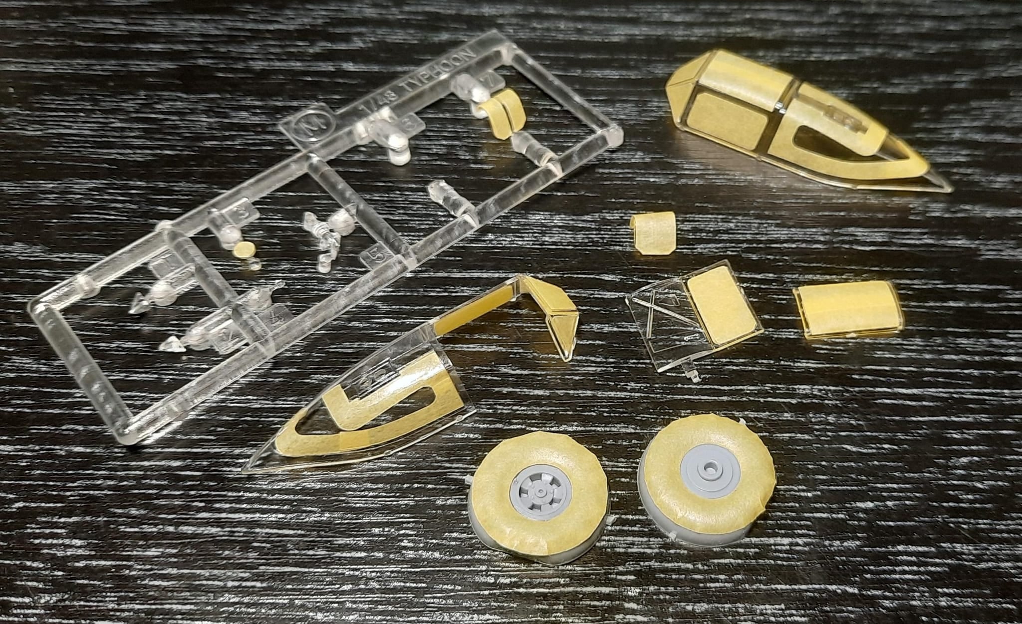 Omask 54092 1/48 Hawker Typhoon Mk. I Car Door Double Sided Mask (for Hasegawa / Hobby 2000) 1/48 – zdjęcie 3